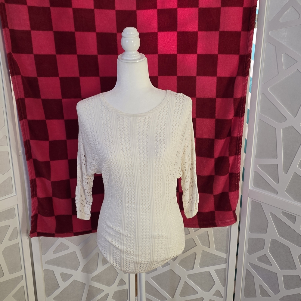 Express Women Knit Top Shirt Sweater Size XS White Color Rayon